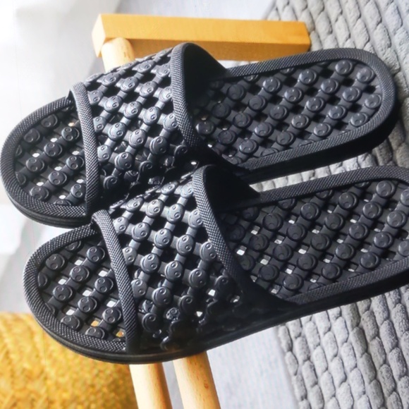 unbranded Shoes - Quick Drying Lightweight Water slipper with Open Toe, Rubber Sole (used)